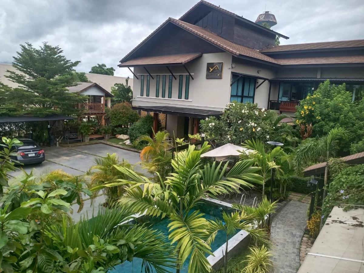 Anantaya Home Phrae Esterno foto